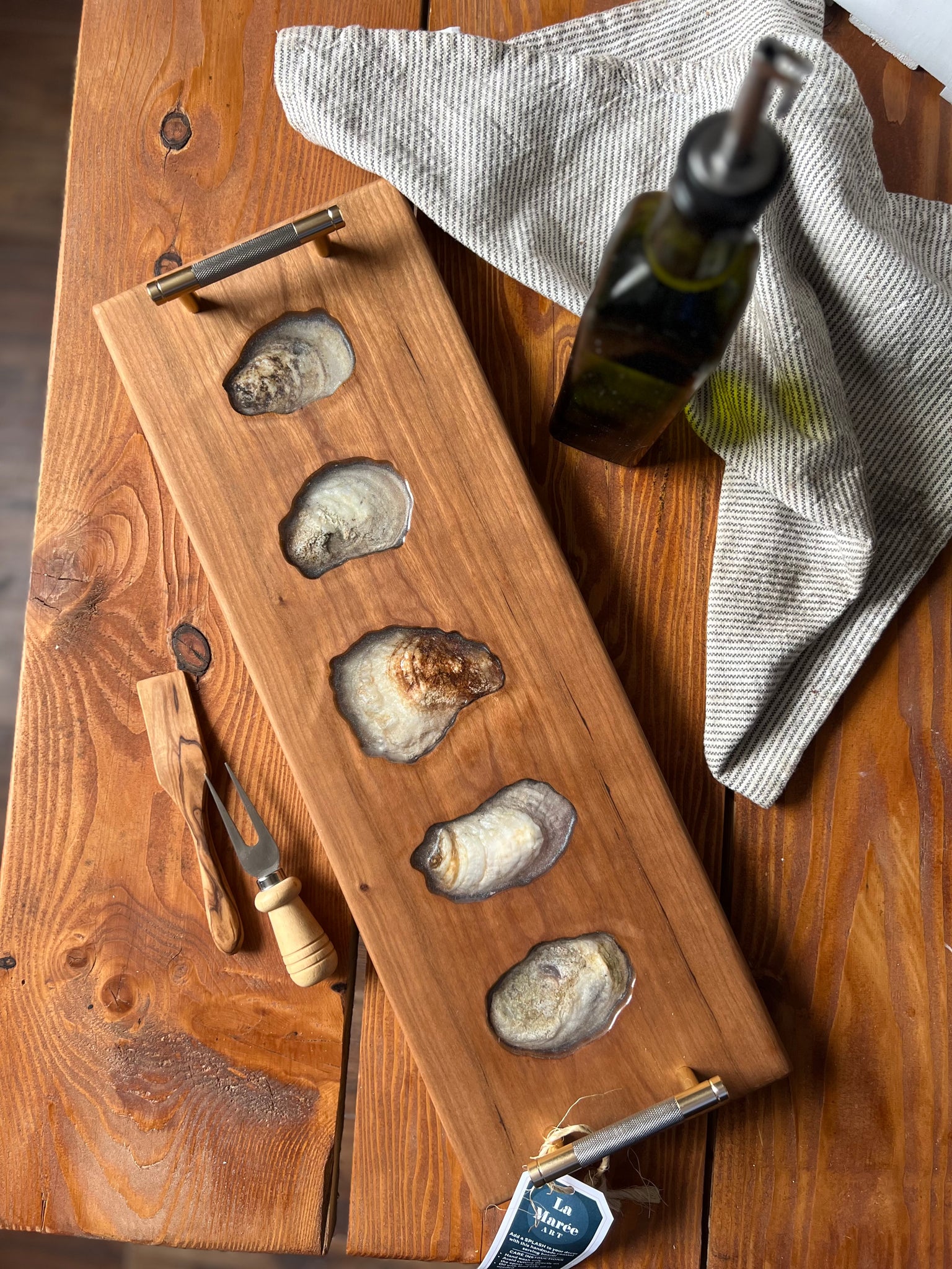 Parakeet Bay Oyster Board