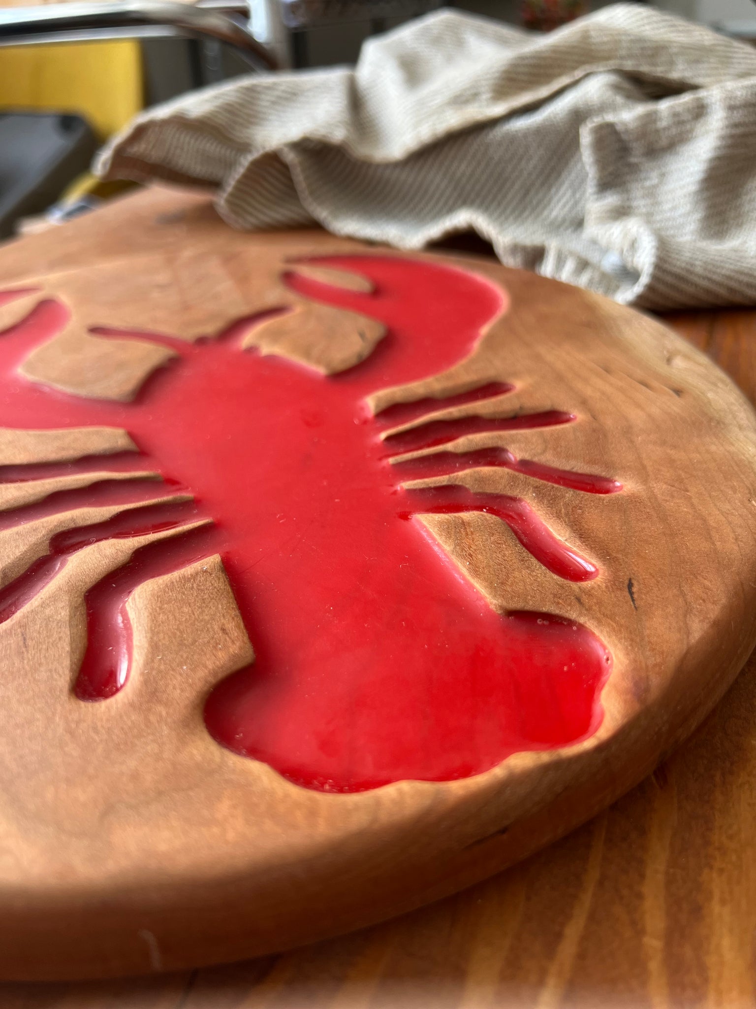 Happy Mistake : Cherry Lobster Serving Board