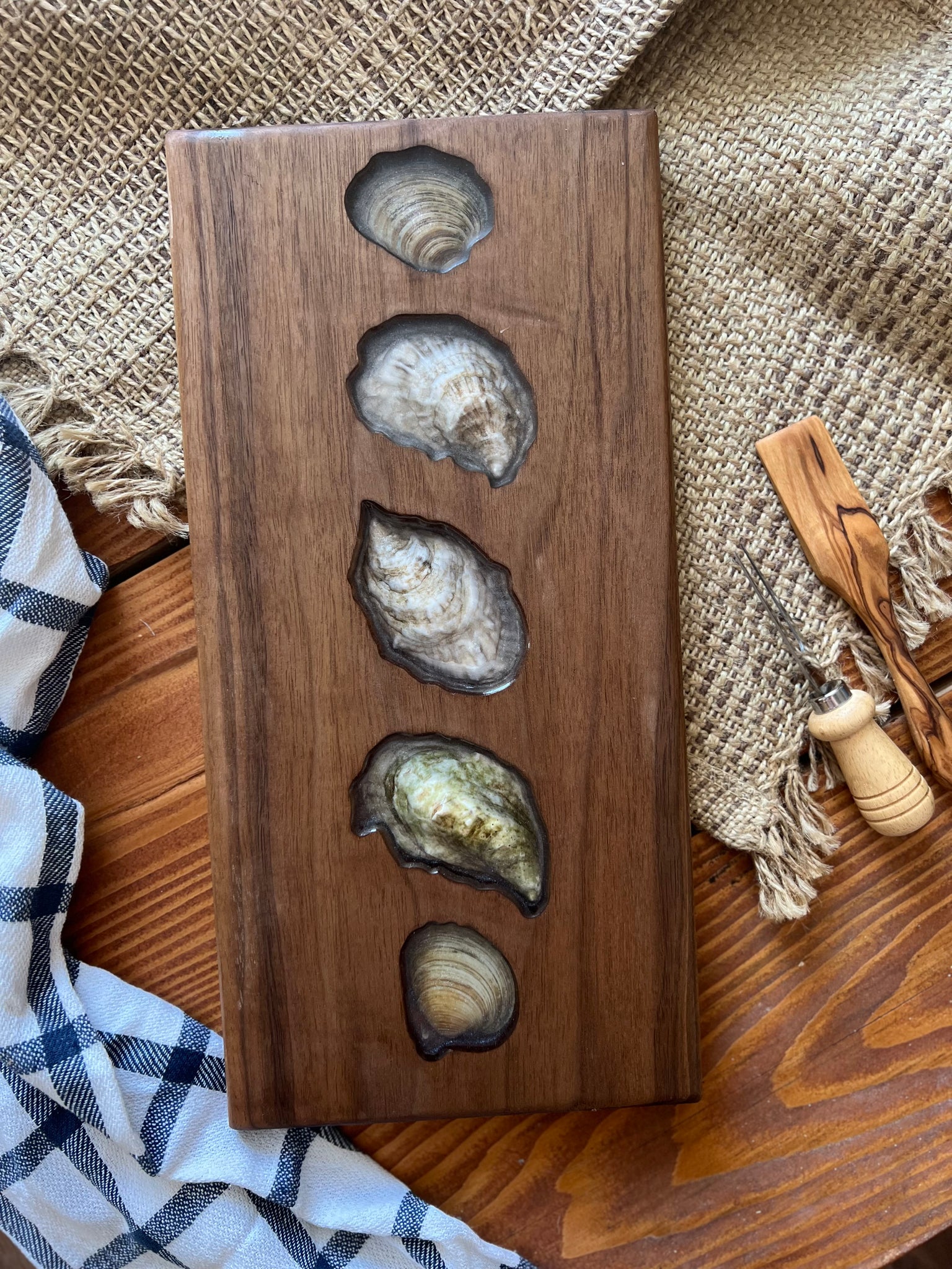 Walnut Oyster App Board